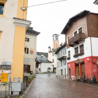 Vanzone con San Carlo, il gruppo Alpini celebra il centenario con un libro sulla memoria storica