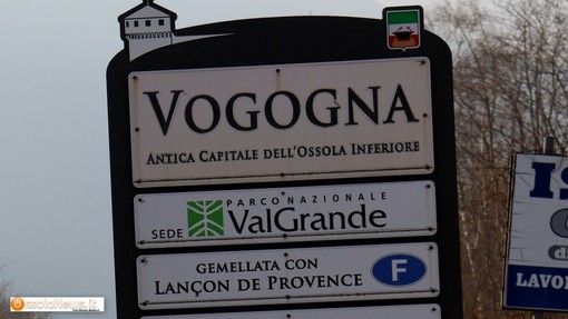 Nessuna bomba, ma un trolley pieno di vestiti