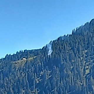 Incendio in Val Vigezzo, fiamme sotto controllo sulle montagne di Dissimo