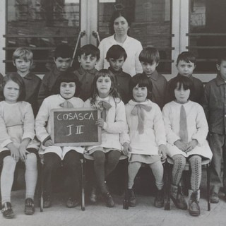 A Cosasca la tradizionale benedizione degli zainetti, ma la scuola rimarrà chiusa