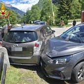 Scontro tra due auto a Premia: due feriti lievi sulla statale della Val Formazza