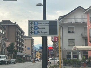 Segnaletica in Via Giovanni XXIII Segnaletica in Via Giovanni XXIII