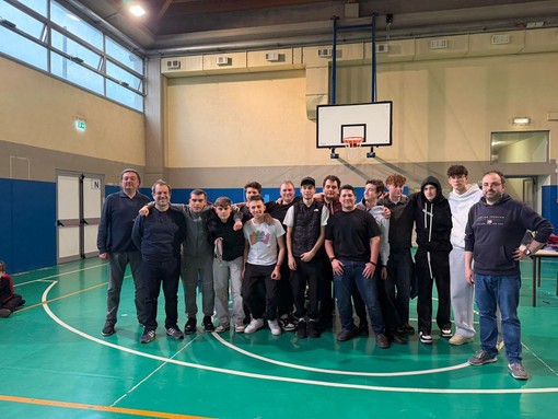 Robotica, l’Einaudi Marconi Galletti sul podio alle selezioni RoboCup: due team tra i migliori Robotica, l’Einaudi Marconi Galletti sul podio alle selezioni RoboCup: due team tra i migliori