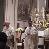 Giovedì Santo, grande partecipazione alla Messa in Collegiata VIDEO