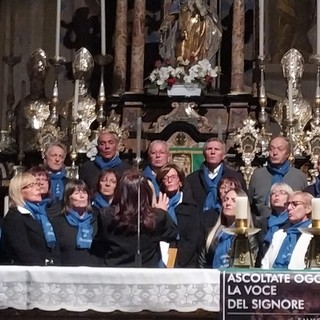 Trontano in festa per i 15 anni della Corale VIDEO
