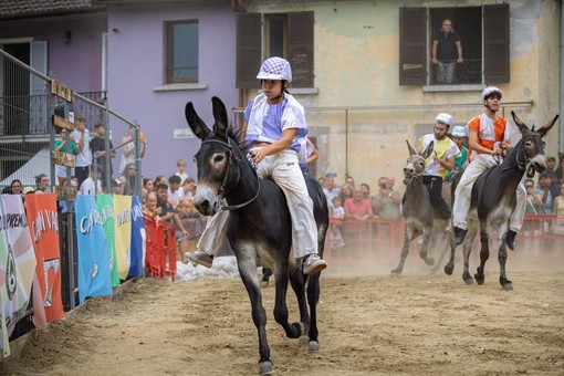 Premosello, Martina Bonacina fa il bis al Palio degli Asini Premosello, Martina Bonacina fa il bis al Palio degli Asini