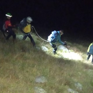 Soccorso in azione nella notte al Pizzo Andolla, tre escursionisti salvati, uno disperso