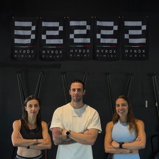 Ikan protagonista a Rimini Wellness: 30 atleti e podi nell’Hyrox internazionale FOTO