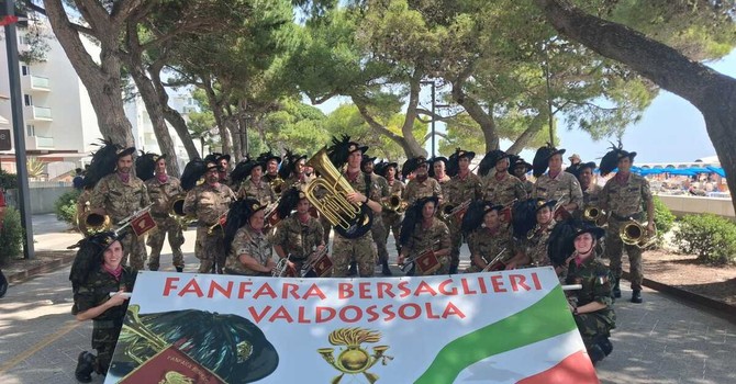 La Fanfara Bersaglieri Valdossola protagonista in Friuli VIDEO La Fanfara Bersaglieri Valdossola protagonista in Friuli VIDEO