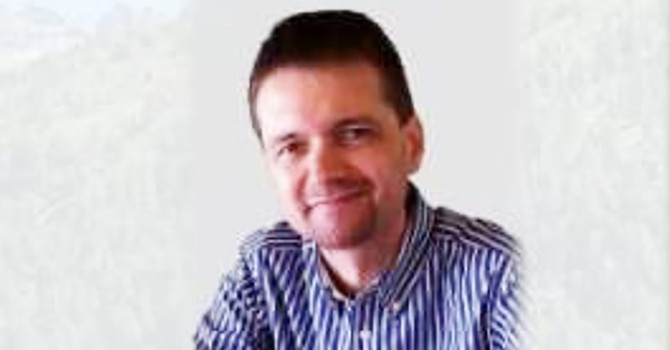 Lutto a Domo per la scomparsa di Dario Sbaffo, storico titolare dell'agenzia Poli Opposti