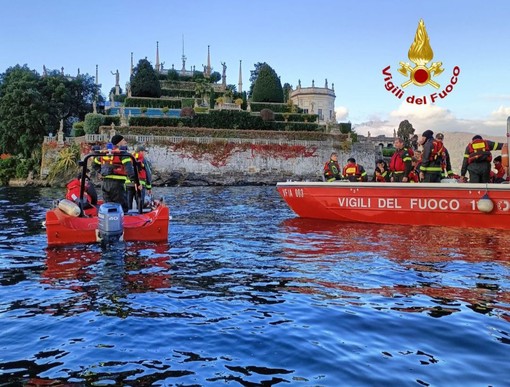 Vigili del fuoco da tutto il Piemonte per il corso di patente nautica nel Vco
