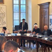 Domodossola, il Consiglio comunale dice no alla chiusura del Punto nascite del San Biagio