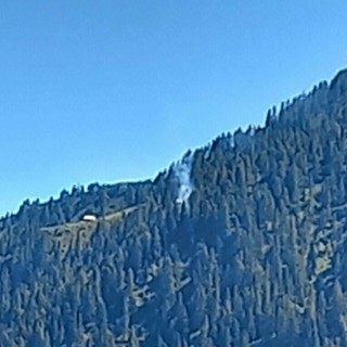 Incendi, quasi domate le fiamme nei boschi di Dissimo Incendi, quasi domate le fiamme nei boschi di Dissimo