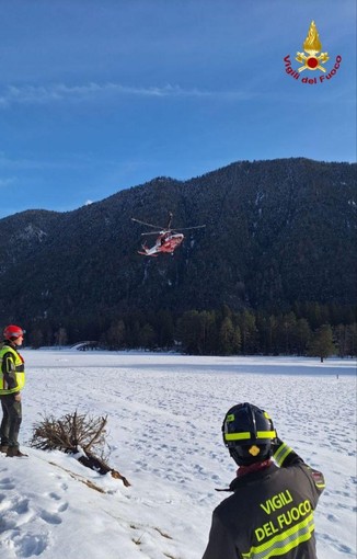 Escursionista in difficoltà in Val Vigezzo, soccorso con l’elicottero dei vigili del fuoco Escursionista in difficoltà in Val Vigezzo, soccorso con l’elicottero dei vigili del fuoco