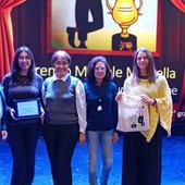 Nella foto Maurizio D'Andrea, Gaia Pisola, Silvana Pirazzi, Cinzia Cirillo, Aurora Tori Nella foto Maurizio D'Andrea, Gaia Pisola, Silvana Pirazzi, Cinzia Cirillo, Aurora Tori