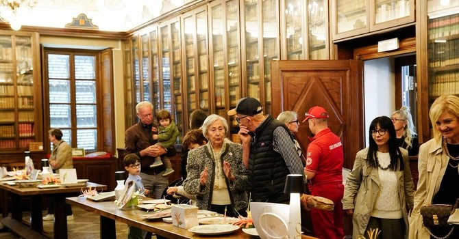 A Palazzo Rosmini riaprono le mostre della Croce Rossa