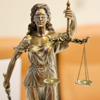 Source: https://www.pexels.com/photo/close-up-of-lady-justice-statue-with-scales-30483132/