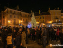Conto alla rovescia per l'accensione dell'albero di Natale in piazza Mercato