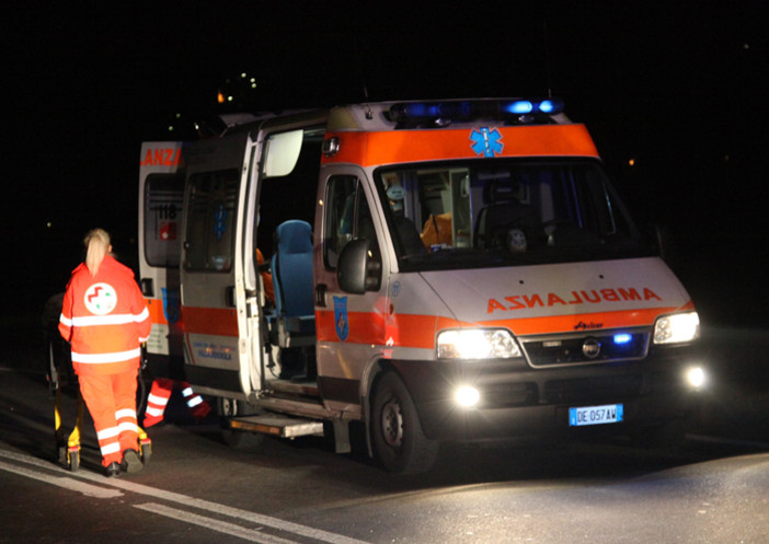 Scontro frontale sulla SS 337 in Val Vigezzo: quattro feriti