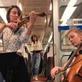 La Vigezzina diventa palcoscenico: arriva "Arti in viaggio" La Vigezzina diventa palcoscenico: arriva "Arti in viaggio"