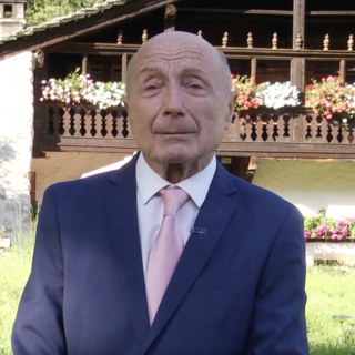 Macugnaga, arrestato il sindaco Alessandro Bonacci: ai domiciliari per frode e depistaggio VIDEO