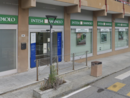 Uniti per Villa: "Preoccupati per la chiusura degli sportelli cassa di Banca Intesa"