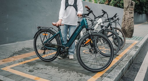 Come scegliere la bici elettrica doppia più adatta a Ossola?