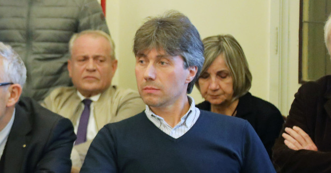 Barbazza contro la tassa della salute: “Colpiti i frontalieri per coprire i fallimenti dello Stato” Barbazza contro la tassa della salute: “Colpiti i frontalieri per coprire i fallimenti dello Stato”