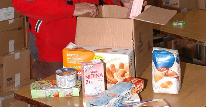 Colletta Alimentare, il Vco si mobilita: 49 punti vendita e 400 volontari in campo