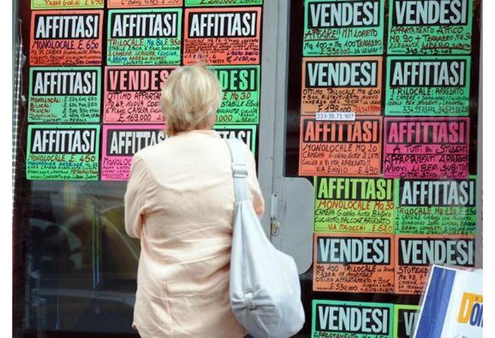 Comprare casa nel Vco è sempre più difficile: è la provincia più cara del Piemonte
