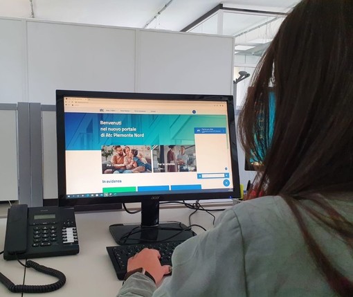 Online﻿ l’operatore virtuale che assiste gli inquilini di Atc Piemonte Nord