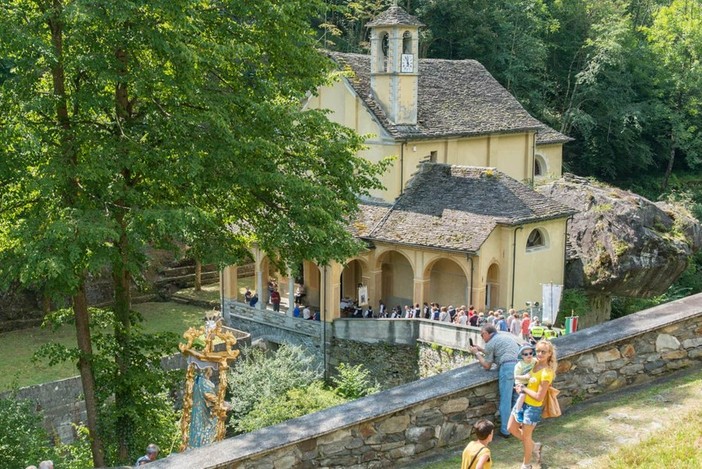 Il gruppo edile di Calasca Castiglione celebra il patrono San Giulio