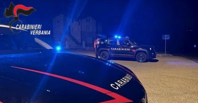 Deteneva stupefacenti a fini di spaccio e guidava con patente sospesa: denunciato dai Carabinieri