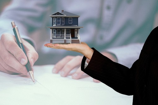 Mercato immobiliare, il Vco ultimo in Piemonte per numero di compravendite