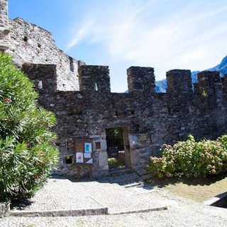 Sandro Ghiani apre la Rassegna del Cult al Castello di Vogogna
