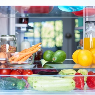 Estate e sicurezza alimentare: i gesti che proteggono la salute