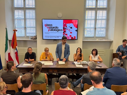 Piemonte, le opposizioni unite contro il gioco d'azzardo patologico: "Dati allarmanti, la giunta intervenga" Piemonte, le opposizioni unite contro il gioco d'azzardo patologico: "Dati allarmanti, la giunta intervenga"