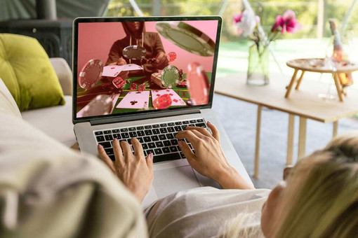 Gioco online, il Piemonte accelera: cresce la quota del digitale Gioco online, il Piemonte accelera: cresce la quota del digitale