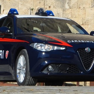 Non si ferma all’alt e fugge in moto: denunciato 50enne ubriaco dopo un inseguimento