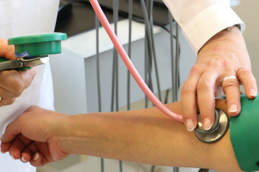 Commissione sanità, via all' iter per le indennità aggiuntive a medici e infermieri