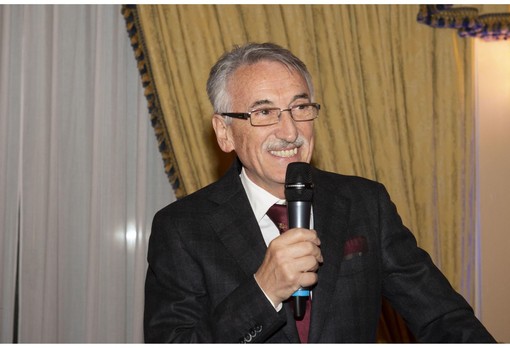 Dieci anni di Fondazione Comunitaria Vco: il bilancio di Maurizio De Paoli Dieci anni di Fondazione Comunitaria Vco: il bilancio di Maurizio De Paoli