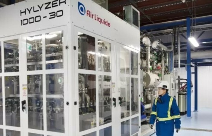 Elettrolizzatore: una soluzione per produrre idrogeno a basse emissioni