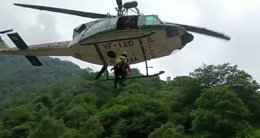 Dodicenne ferito durante un’escursione in Val Grande, recuperato dai Vigili del Fuoco Dodicenne ferito durante un’escursione in Val Grande, recuperato dai Vigili del Fuoco