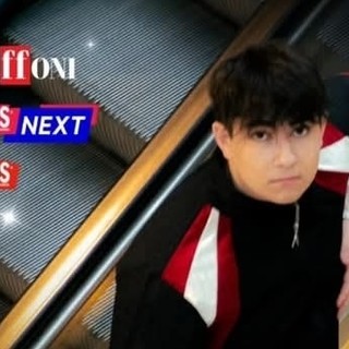 Il giovane cantante ossolano Elteep sul palco del Giffoni Film Festival