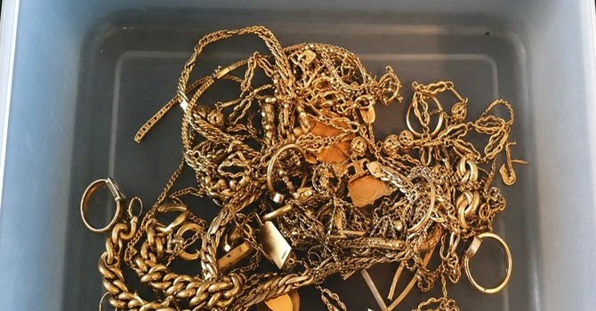 Contrabbando d’oro: 230 chili di vecchia gioielleria importati illegalmente in Svizzera Contrabbando d’oro: 230 chili di vecchia gioielleria importati illegalmente in Svizzera