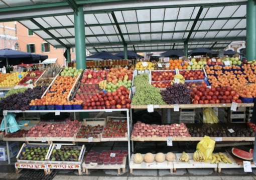 Piemonte, con il caldo più consumo di frutta ma servono lavoratori stagionali