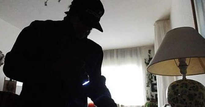 Calice, “Occhio al quartiere”: gruppo WhatsApp nato per affrontare la paura dei furti Calice, “Occhio al quartiere”: gruppo WhatsApp nato per affrontare la paura dei furti