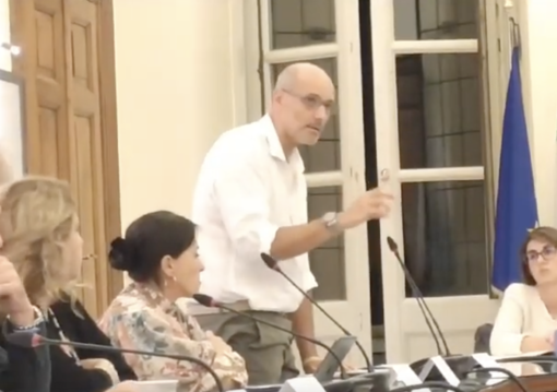 Il saluto dell'assessore Folino agli studenti domesi