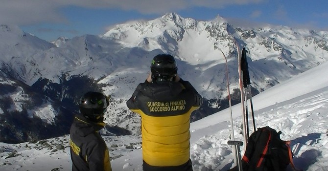 Soccorso in montagna: gli interventi delle forze dell'ordine saranno a pagamento se non giustificati