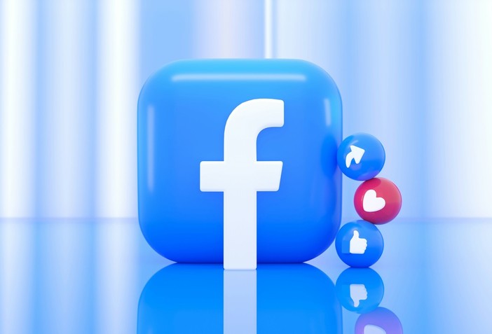 Qual è la differenza tra comprare like italiani per una pagina Facebook o per un post?